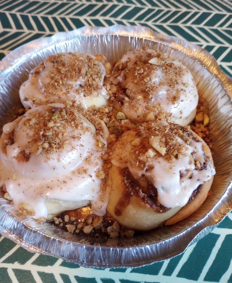 Cinnamon Buns - 4 Buns