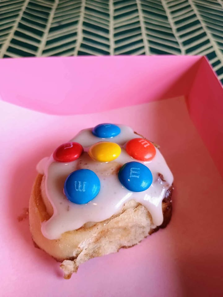 Cinnamon Buns - 4 Buns