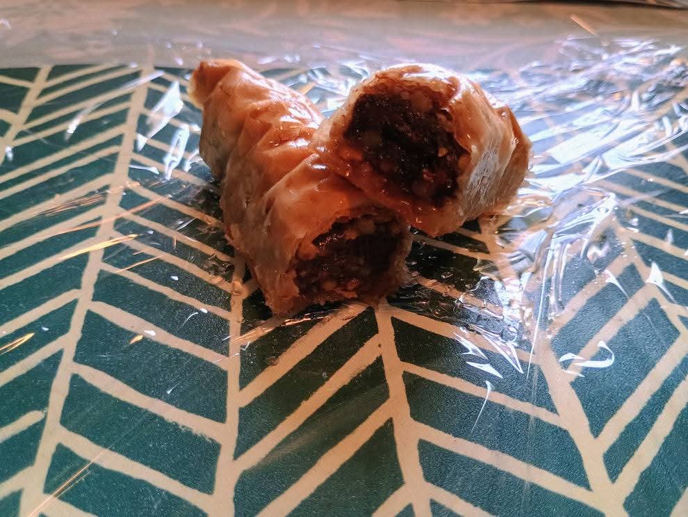 Baklava Rolls (Kataifi) - Giannotiko