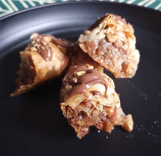 Greek Baklava Rolls (Saragli) with Nutella - No shipping available