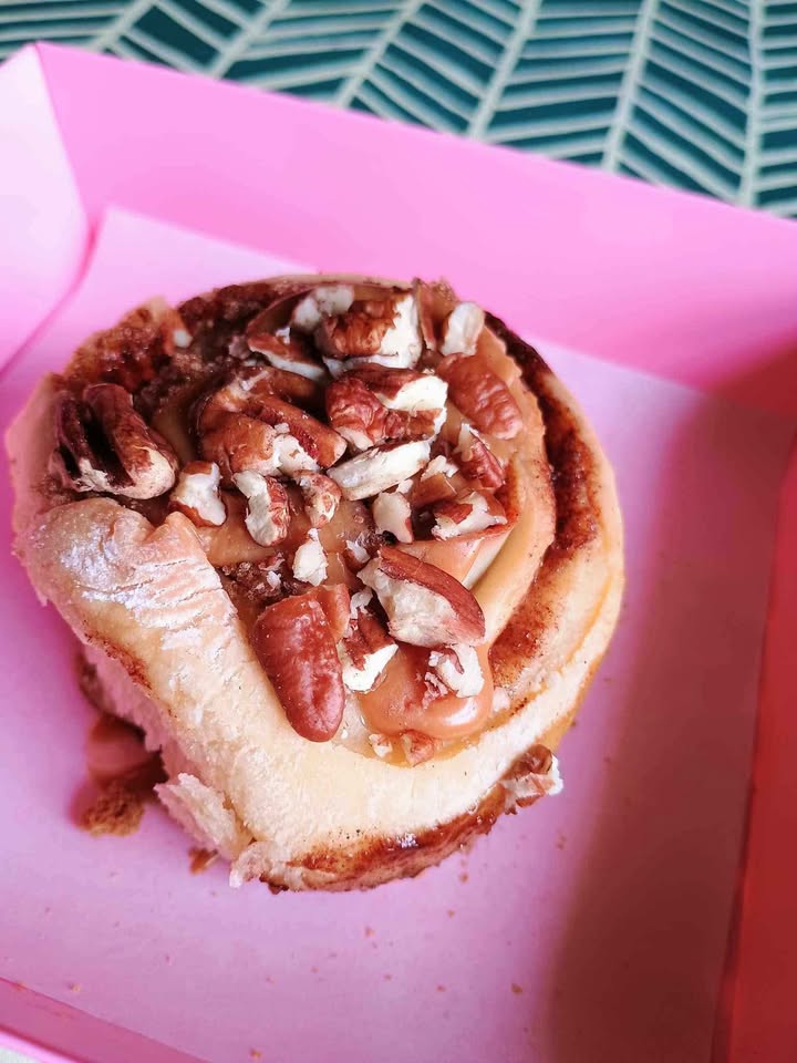 Cinnamon Buns - 4 Buns