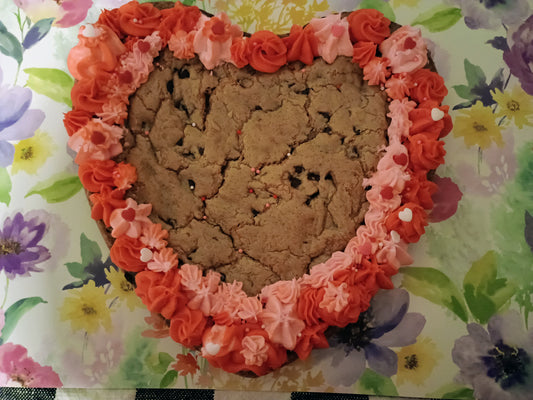 Big Cookie Cake with frosting - Valentine's day